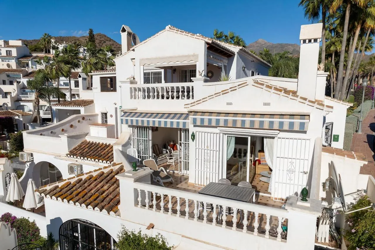 Rabat 6 El Oasis De Capistrano Villa Nerja 0*,  Spain